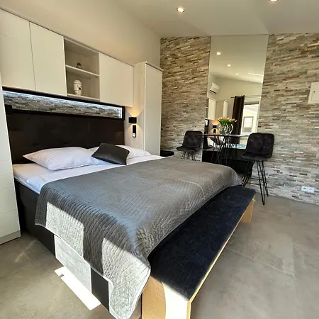 Apartment Katy & David