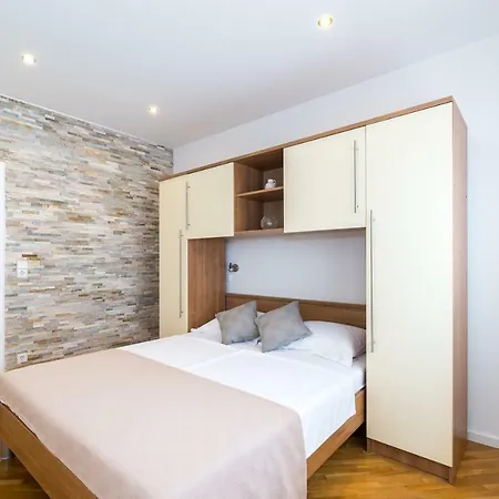 Katy & David Apartment *