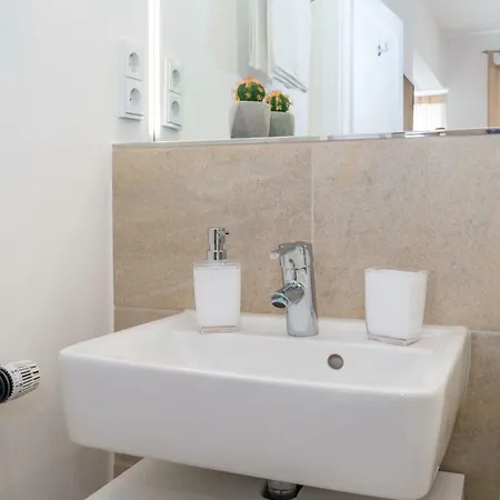 Katy & David Apartment *